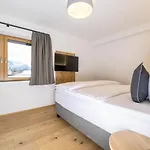 Austria * ゼル