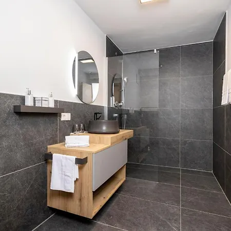 アパート Austria ゼル